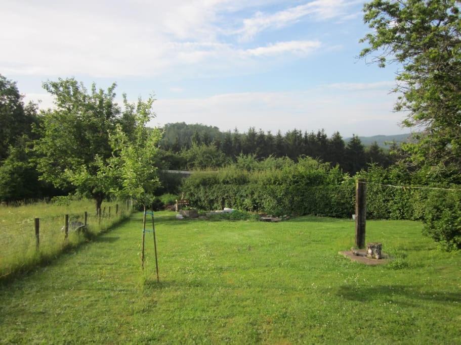 Chambres Au Calme En Ardenne Fauvillers Esterno foto